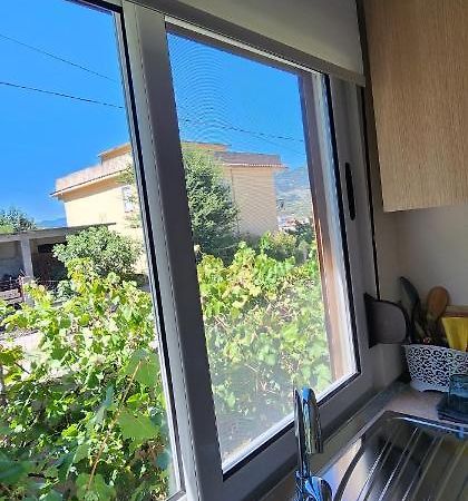 Apartament Teuta Permet Luaran gambar